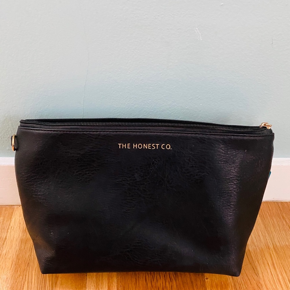Honest company diaper clutch